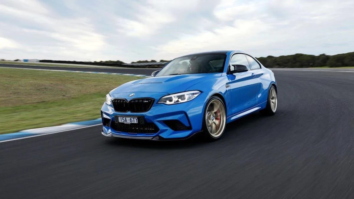 Driving the 2021 BMW M2 CS on Track