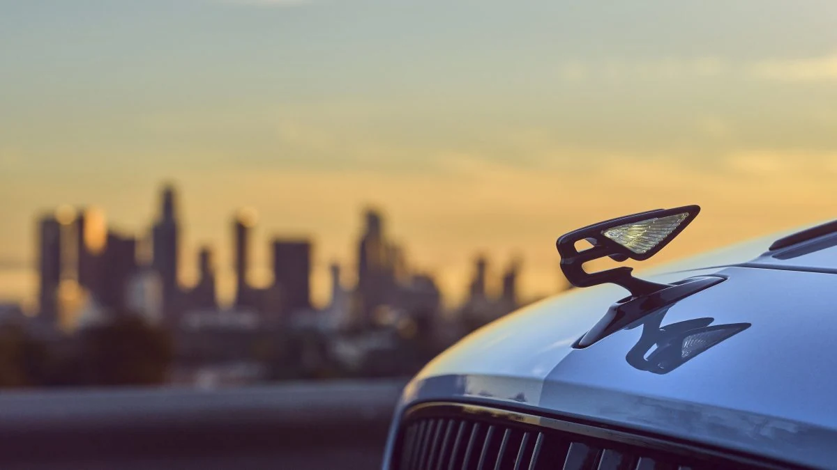 Soaring Through Los Angeles in the Bentley Flying Spur Hybrid
